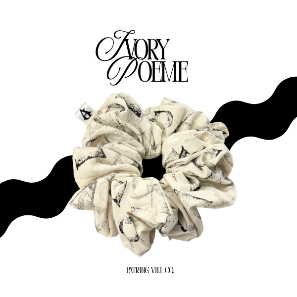 The Ivory Poème Scrunchie